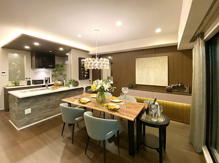 レ・ジェイド千里青山台