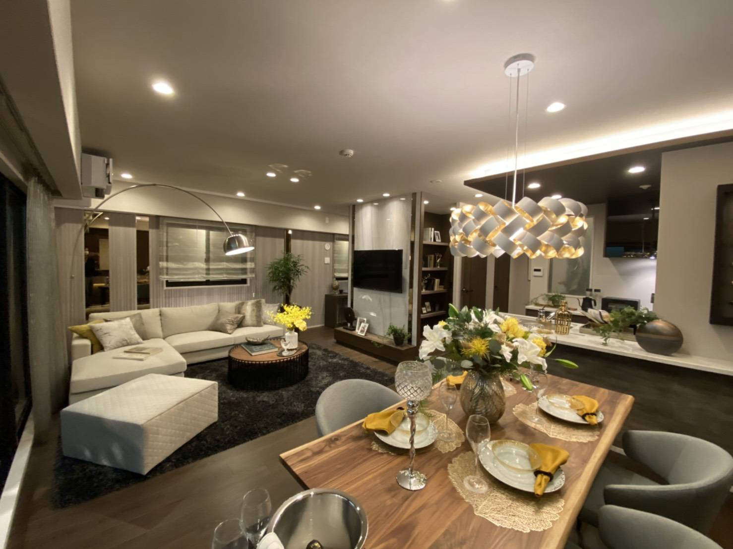 レ・ジェイド千里青山台