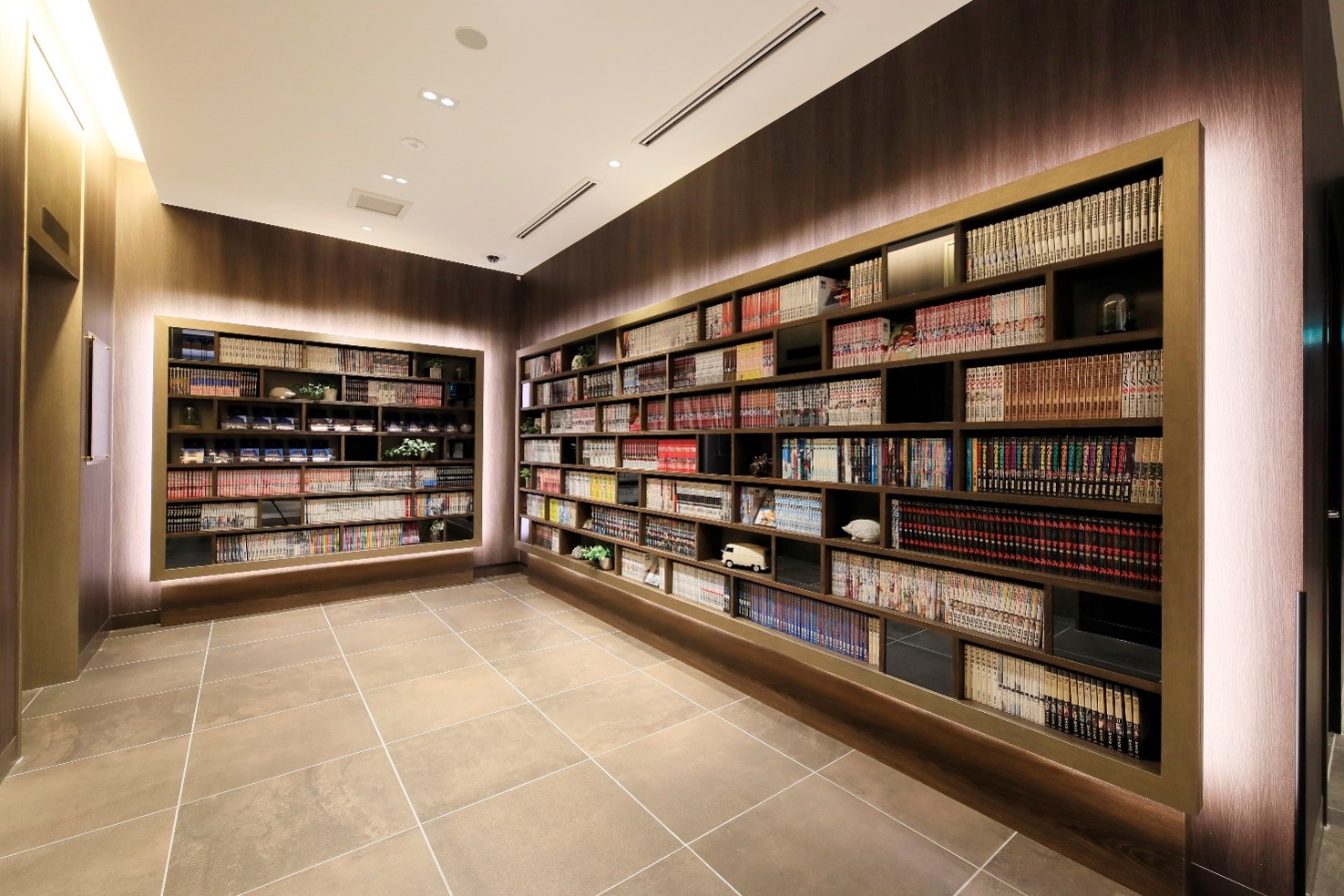 クインテッサホテル福岡天神　Comic＆Books　デザインクラブ実績