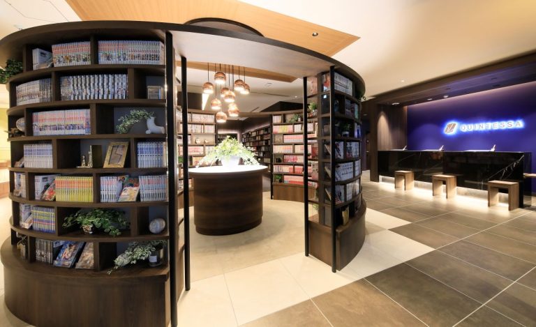 クインテッサホテル福岡天神　Comic＆Books